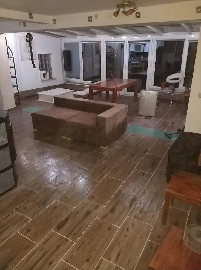 Wohlfuehloase - Zimmer, Appartment - Im Herzen Starnbergs