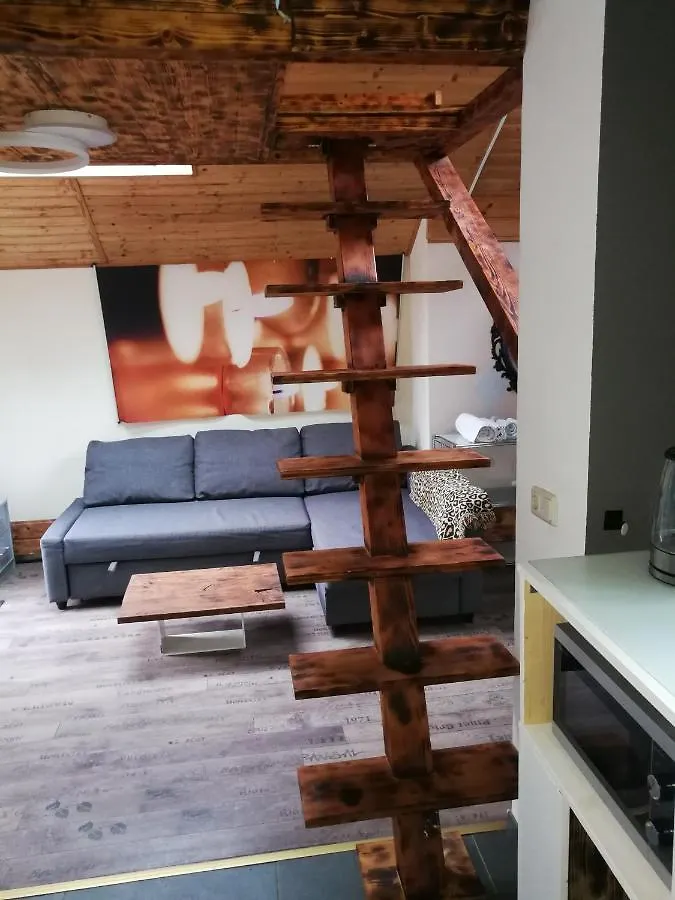 Wohlfuehloase - Zimmer, Appartment - Im Herzen Starnbergs Homestay Starnberg